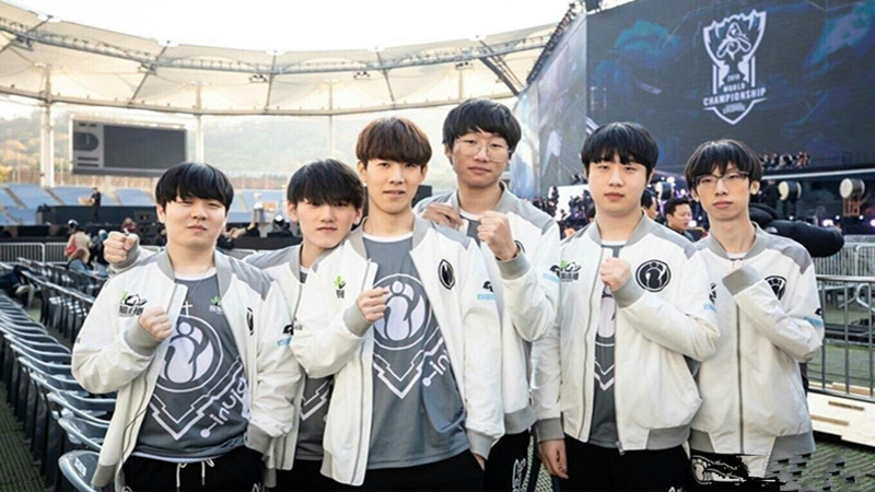 加蓬挫肯雅 加蓬挫肯雅